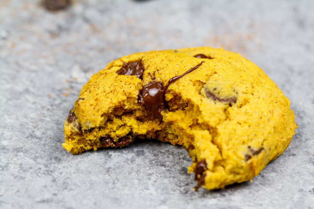 image of vegan pumpkin cookies