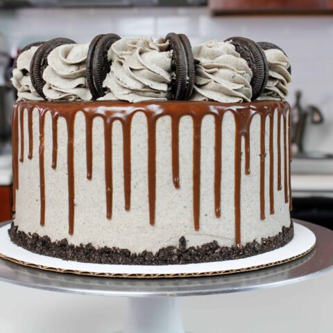 photo of oreo drip cake