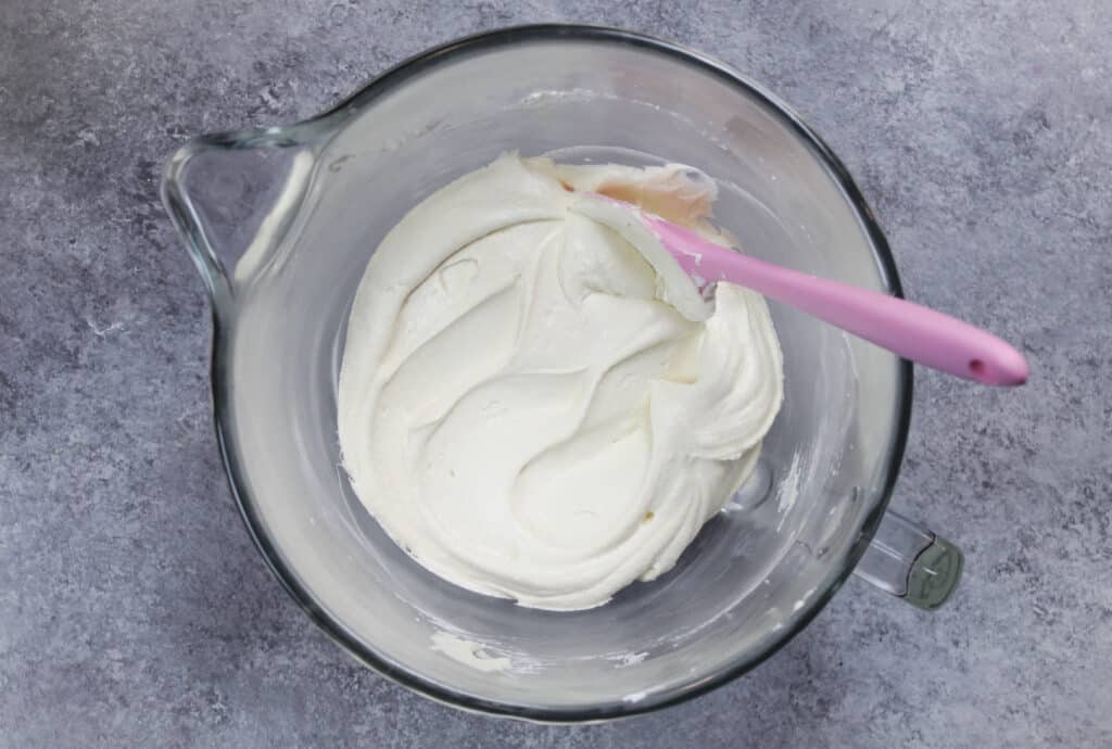 image of smooth dairy free buttercream frosting in bowl