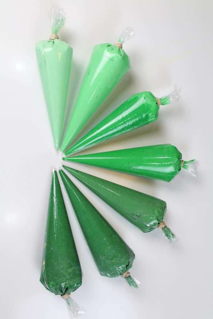 green gradient buttercream frosting